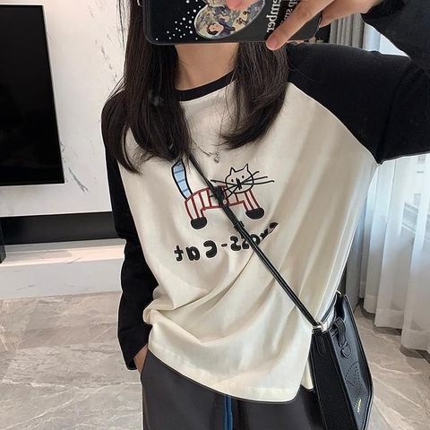 92_1024_6W074__25_線條手繪貓咪棒球T_象牙白_F_$580  (1)