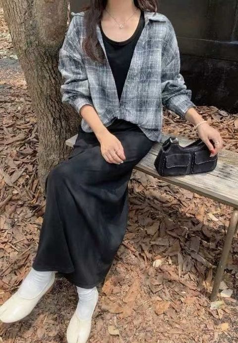 Wish-9312-20430104-格紋襯背心洋套裝-黑色. 灰色-F-01