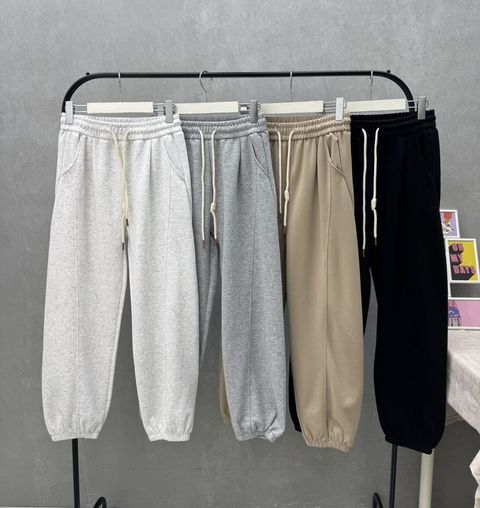 92_0219_6X211_20_斜車線縮口休閒褲_象牙白灰色可可黑色_F_$480  (1)
