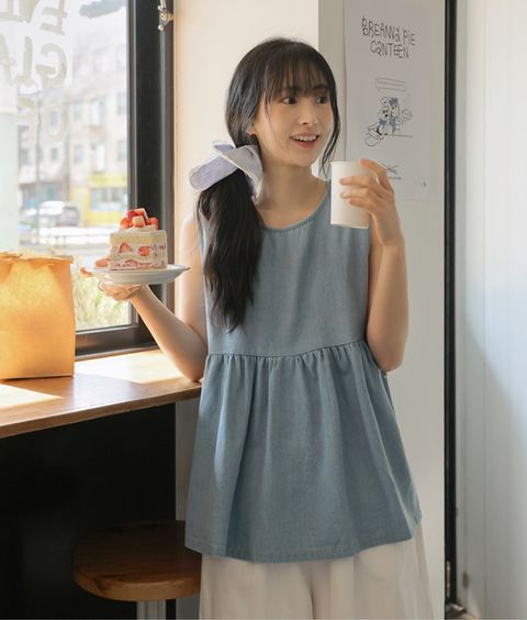 23-APR05.11172-20430093-側繫帶牛仔無袖罩衫-淺藍. 深藍-F-01