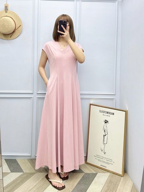 Wish_0423_25066_43_小包袖V領車線傘襬長洋_黑色灰色粉色_F_$980  (1)