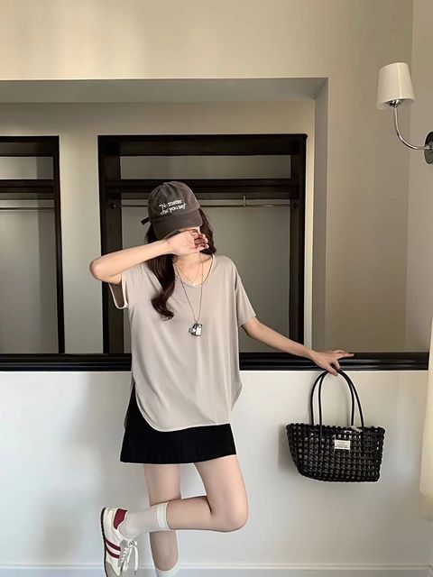 92_0430_6X773_20_慵懶圓領軟綿素T_杏色白色灰色藍色黑色_F_$480  (1)
