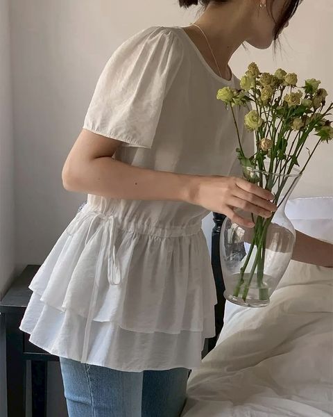 23-JUN05.11875-20430094-腰抽繩蛋糕下襬造型素衫-白色. 黑色-F-01
