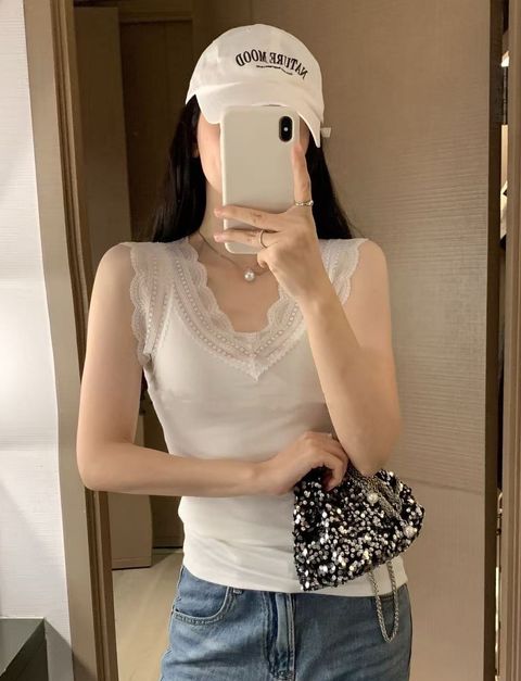 Wish_0704_68008_20_氣質V領蕾絲背心_黑色灰色象牙白_F_$480  (1)
