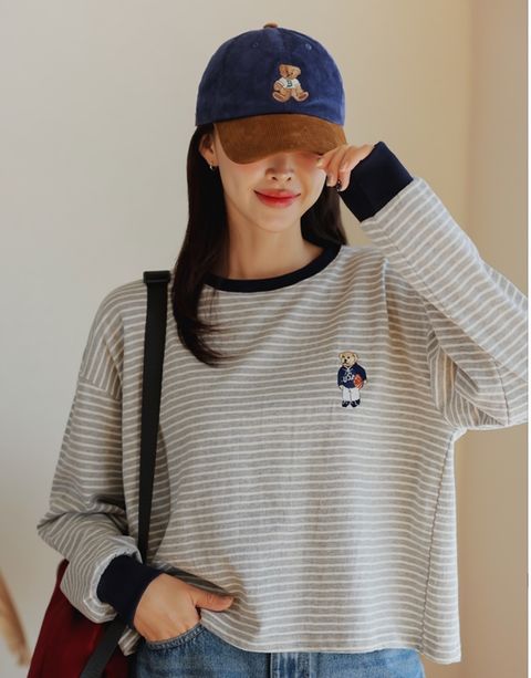 23_1010_OCT05.12818_27_小熊刺繡配色條紋短版T_綠色灰色白色黑色_F_$680  (1)