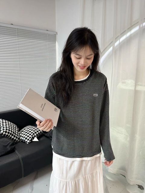 92-6Y153-20190044-外磨毛假二件配色條紋衫-杏色. 深灰. 淺灰. 黑色-F-01