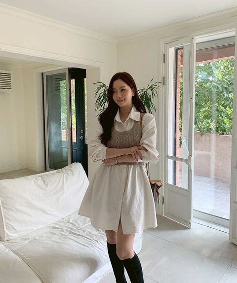 23-OCT-05.12840-20630144-真二件針織背心配襯縮腰短洋-白色. 黑色-F-01