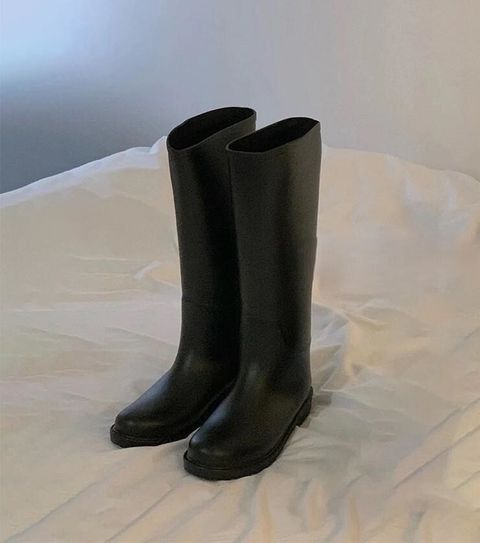 Honey bun_1019_2366_48_時尚簡約長筒雨靴_黑色_23-255_底高2.5cm_$890  (1)