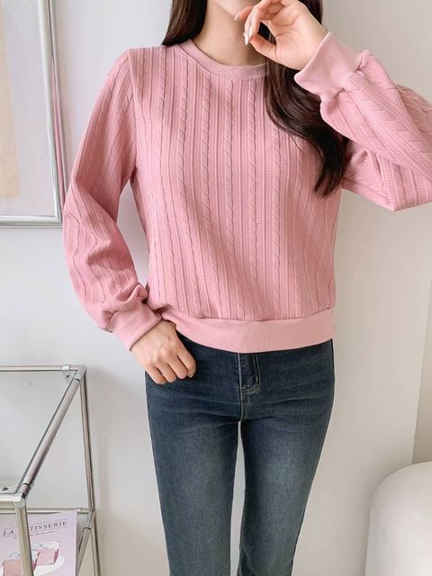 KKAMJUU_1016_9_氣質麻花壓紋素衫_黑色奶白莓粉_F_$680  (1)