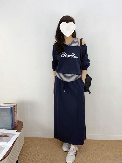 11_1022_J25789_40_韓系假二件露肩上衣+長裙套裝_黑色藍色_F_$980   (1)