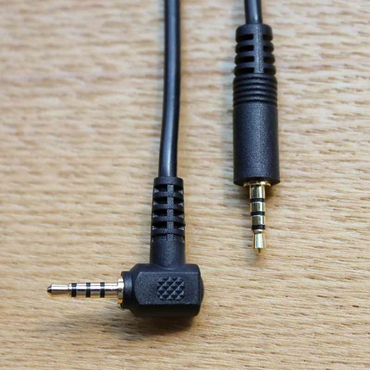 blackvue-accessory-ac-6-analog-video-cable-wooden-table-800x-1.jpg