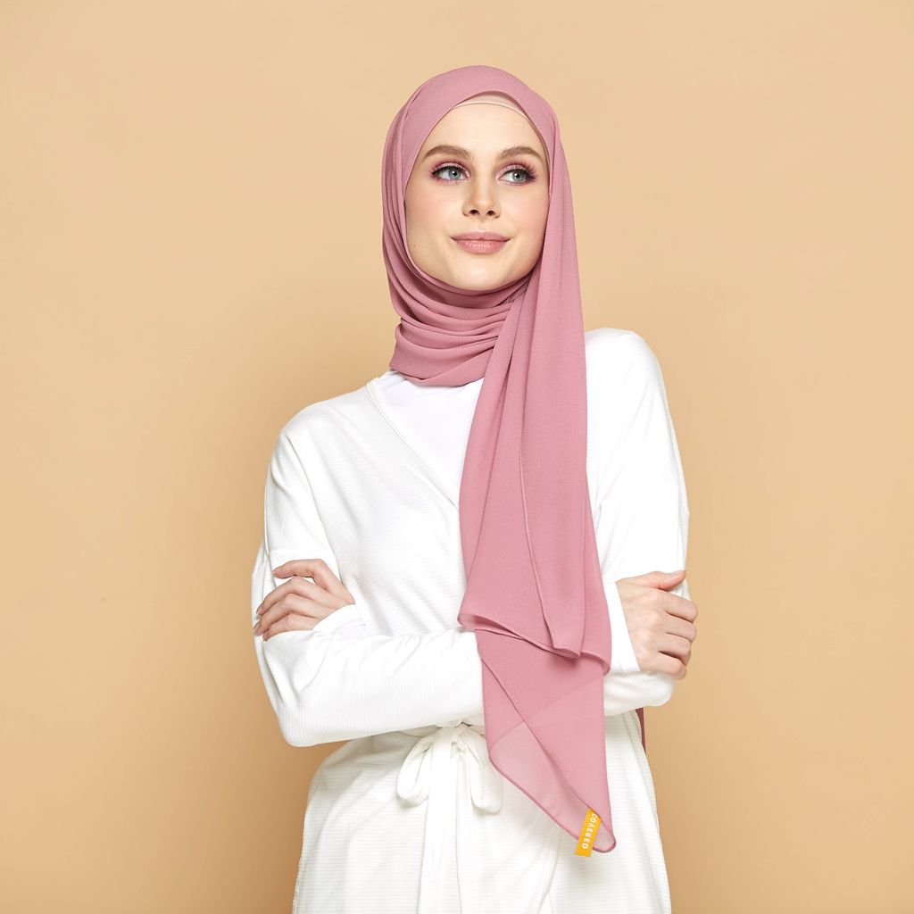 covered scarves23590.jpg