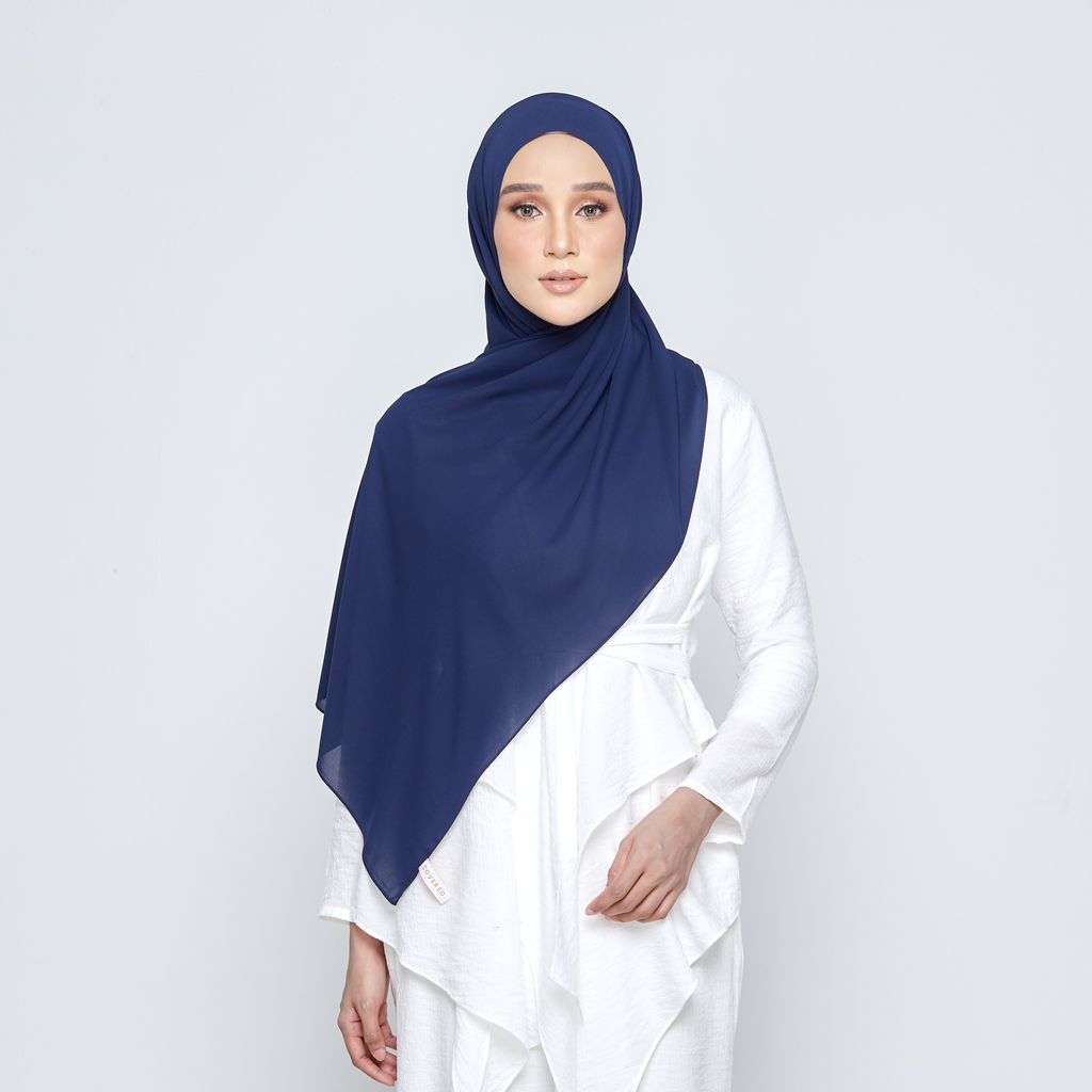 COVEREDSCARF0164.jpg