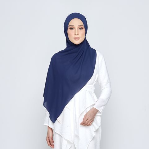 COVEREDSCARF0164.jpg