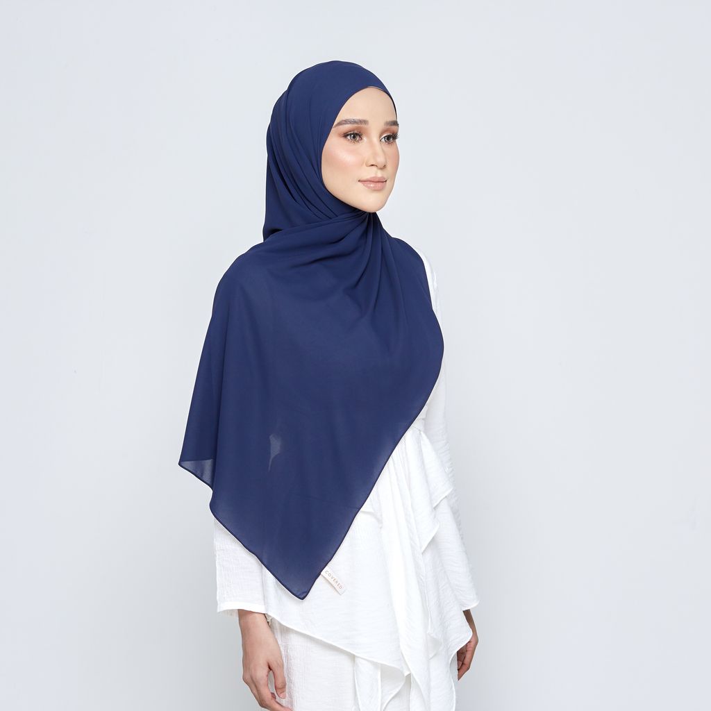 COVEREDSCARF0165.jpg