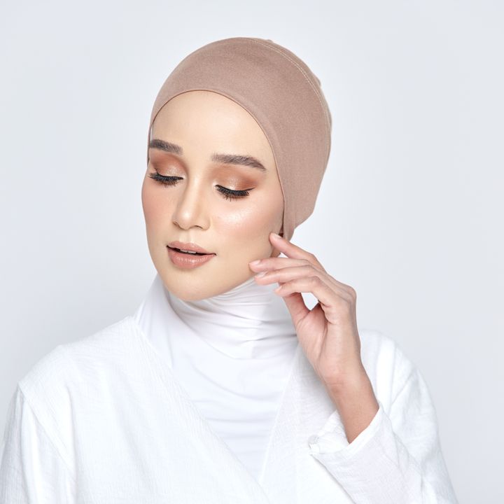 COVEREDSCARF0310.jpg