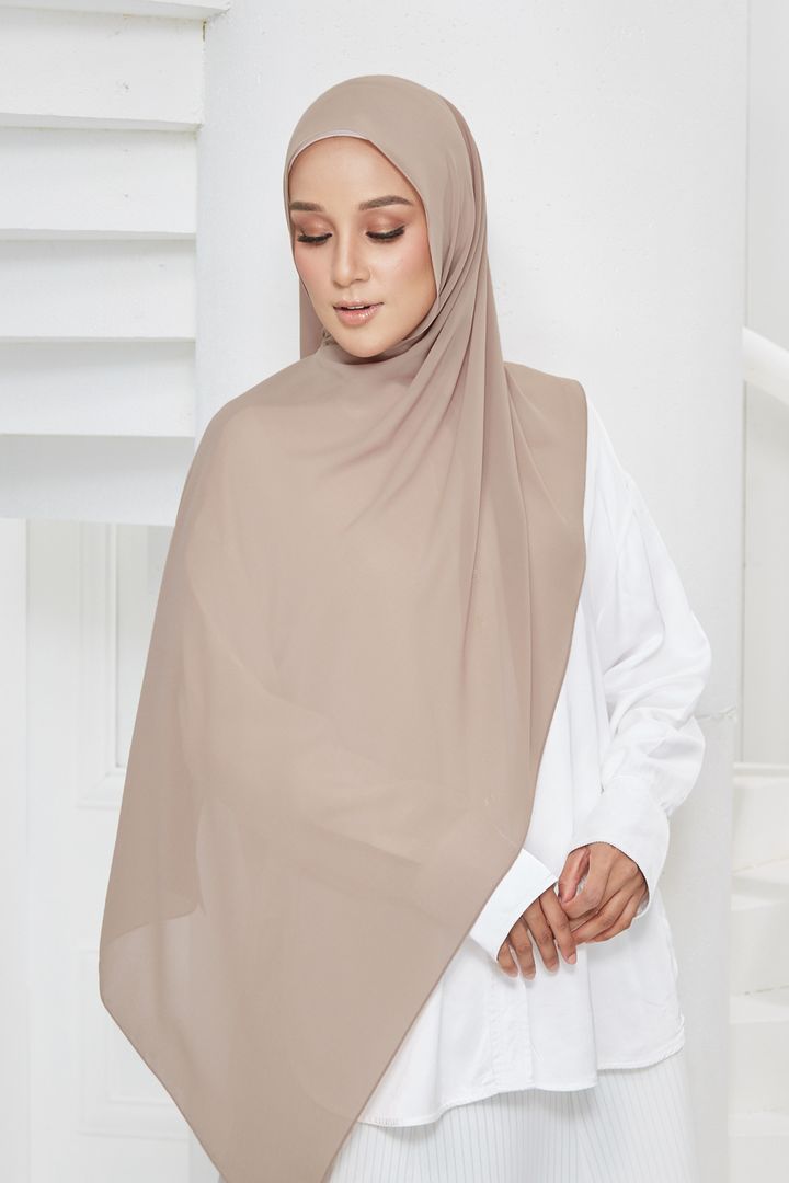 warm taupe B