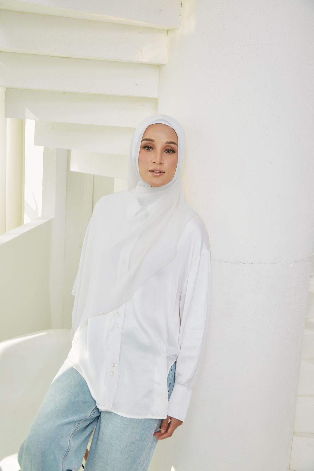 white A (1)
