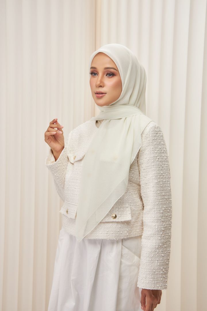 white ashes 2 (1)