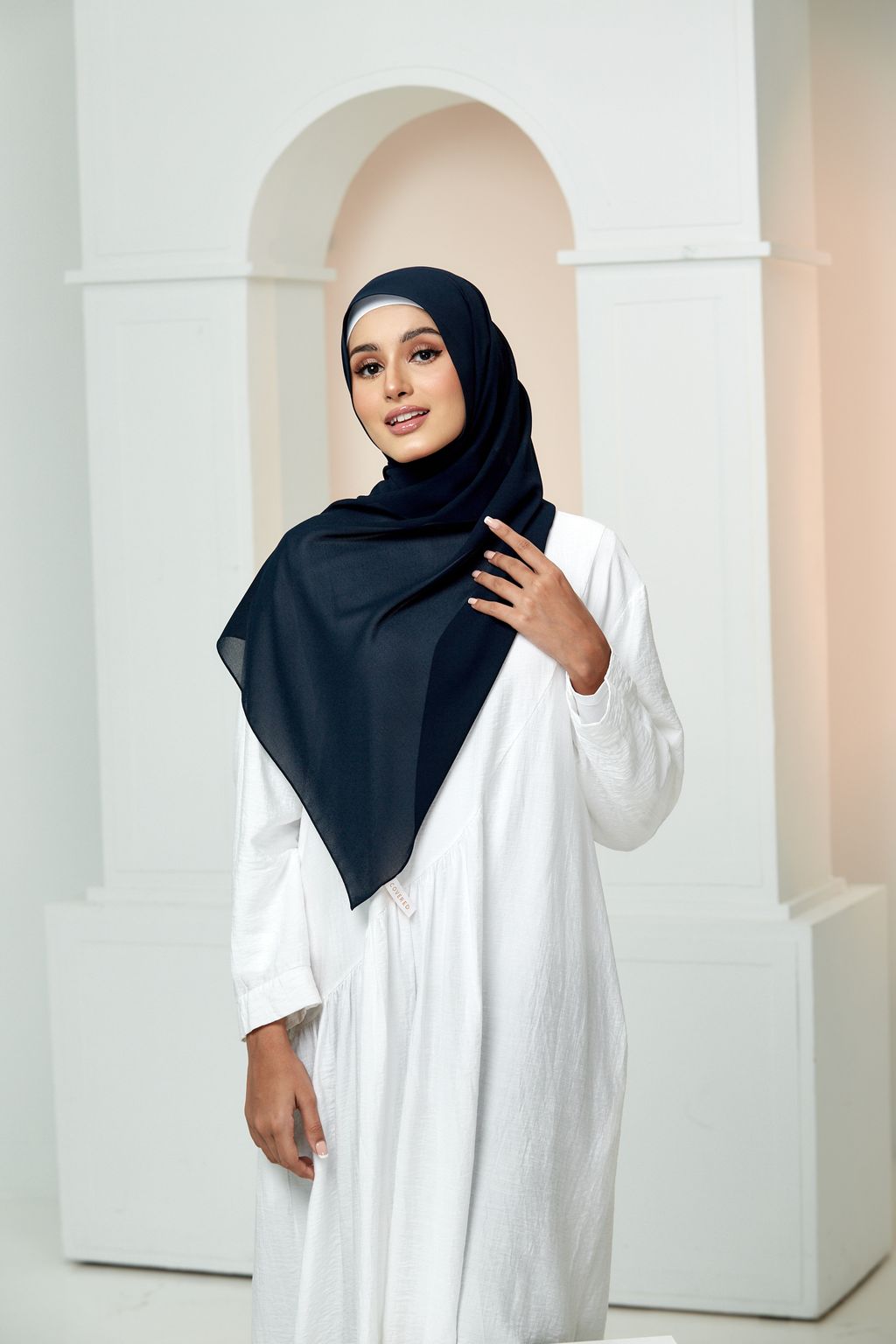 COVEREDSCARF2016.jpg