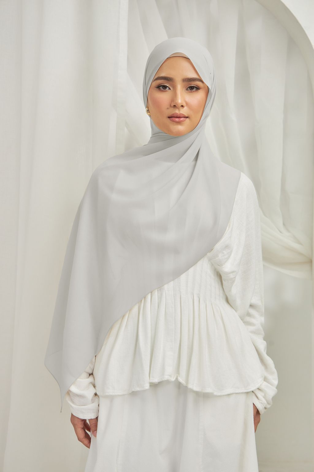 VEIL 1