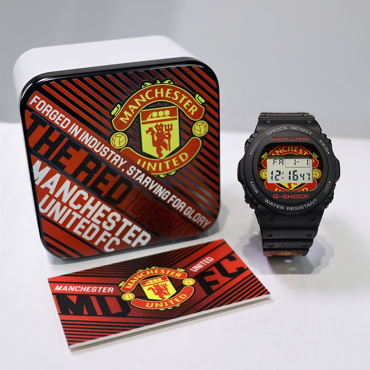 Manchester United - DW-5750 6.jpg Manchester United - DW-5750 6.jpg
