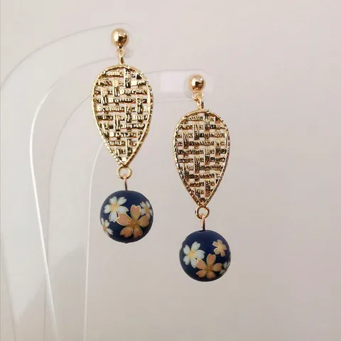 TBE032 RM35 (1).jpg