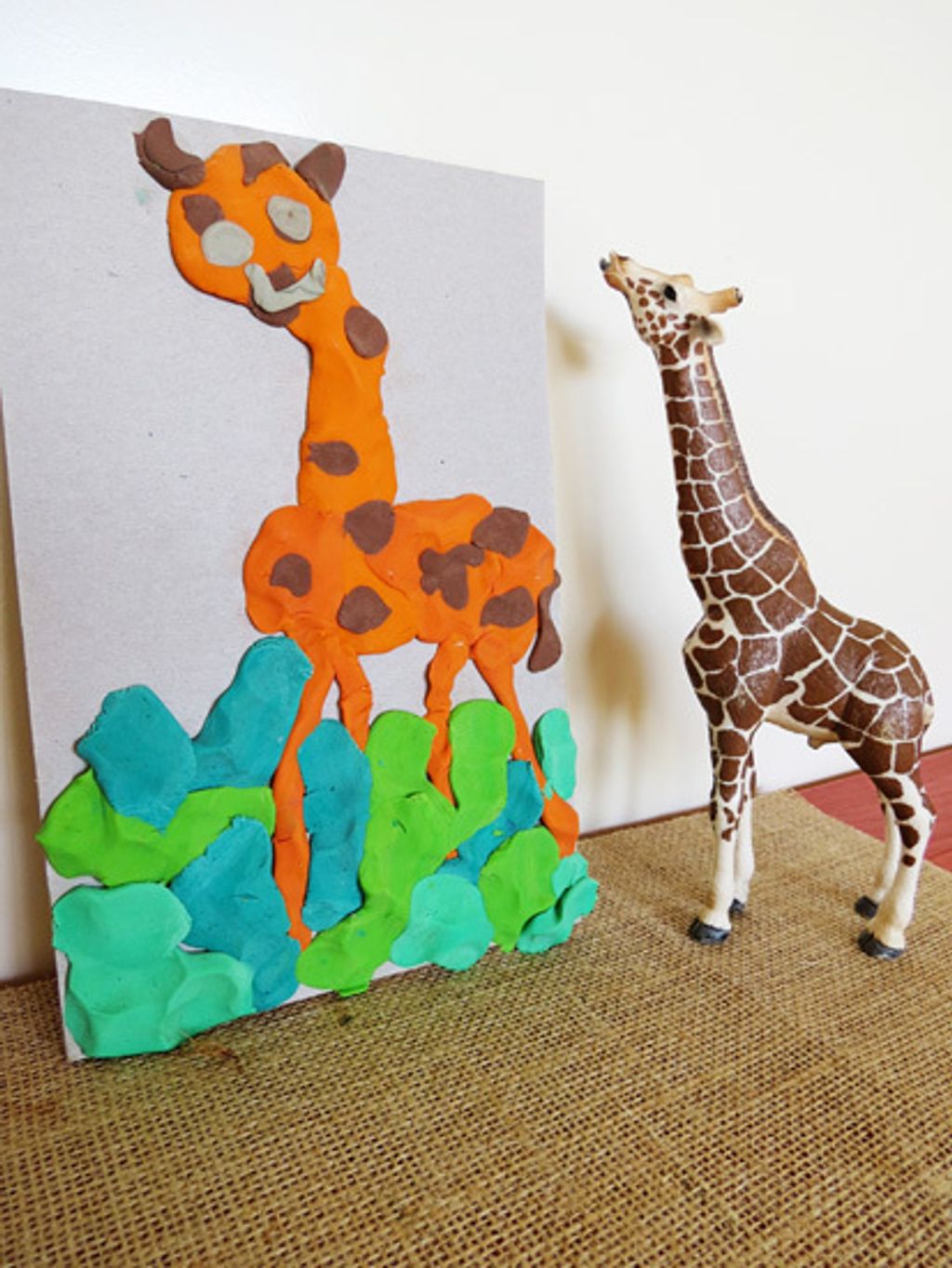 Art-for-kids_Modelling-Clay-Pictures-via-Childhood-101