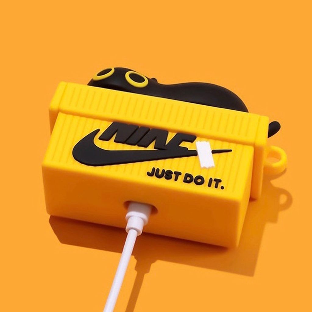 Kitten In Nike Box AirPods Case – Getaholic - Getaway Shopaholic