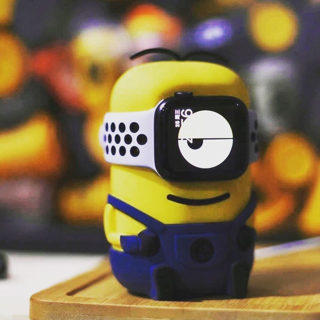 Minion Apple Watch Charger Case – Getaholic - Getaway Shopaholic