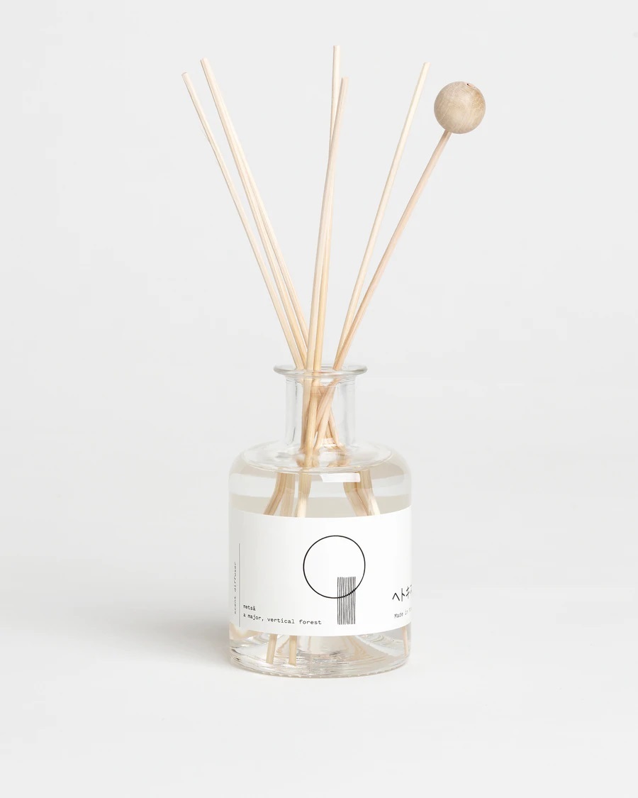 Scent_Diffuser_Metsa_2_web_900x.jpg