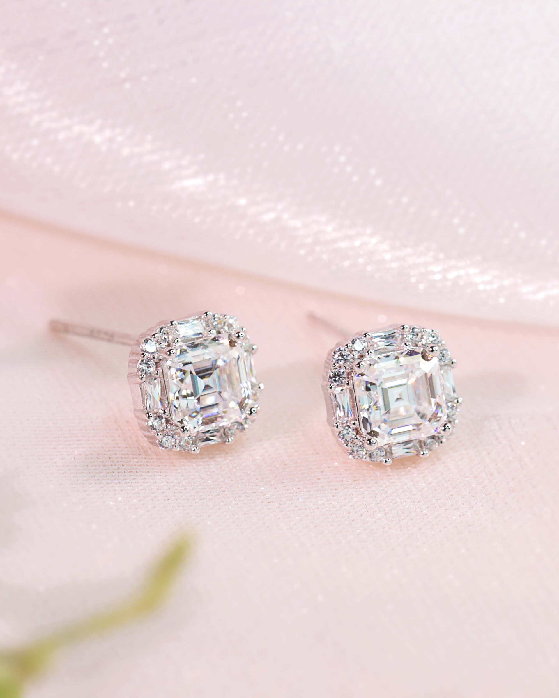 Moissanite-925-Sterling-Silver-Earrings-0908-02