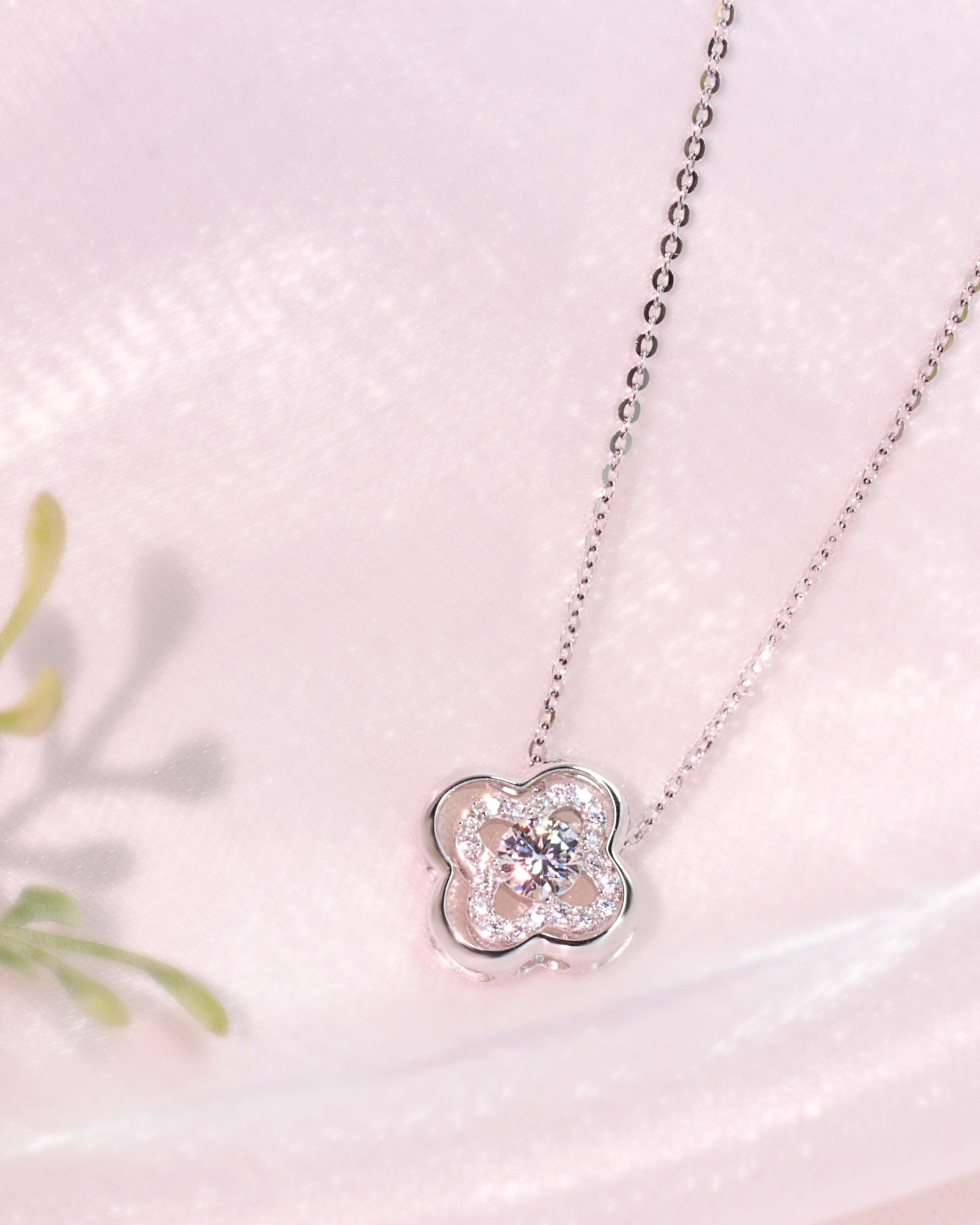 moissanite-double-flower-925-silver-necklace-0349-04
