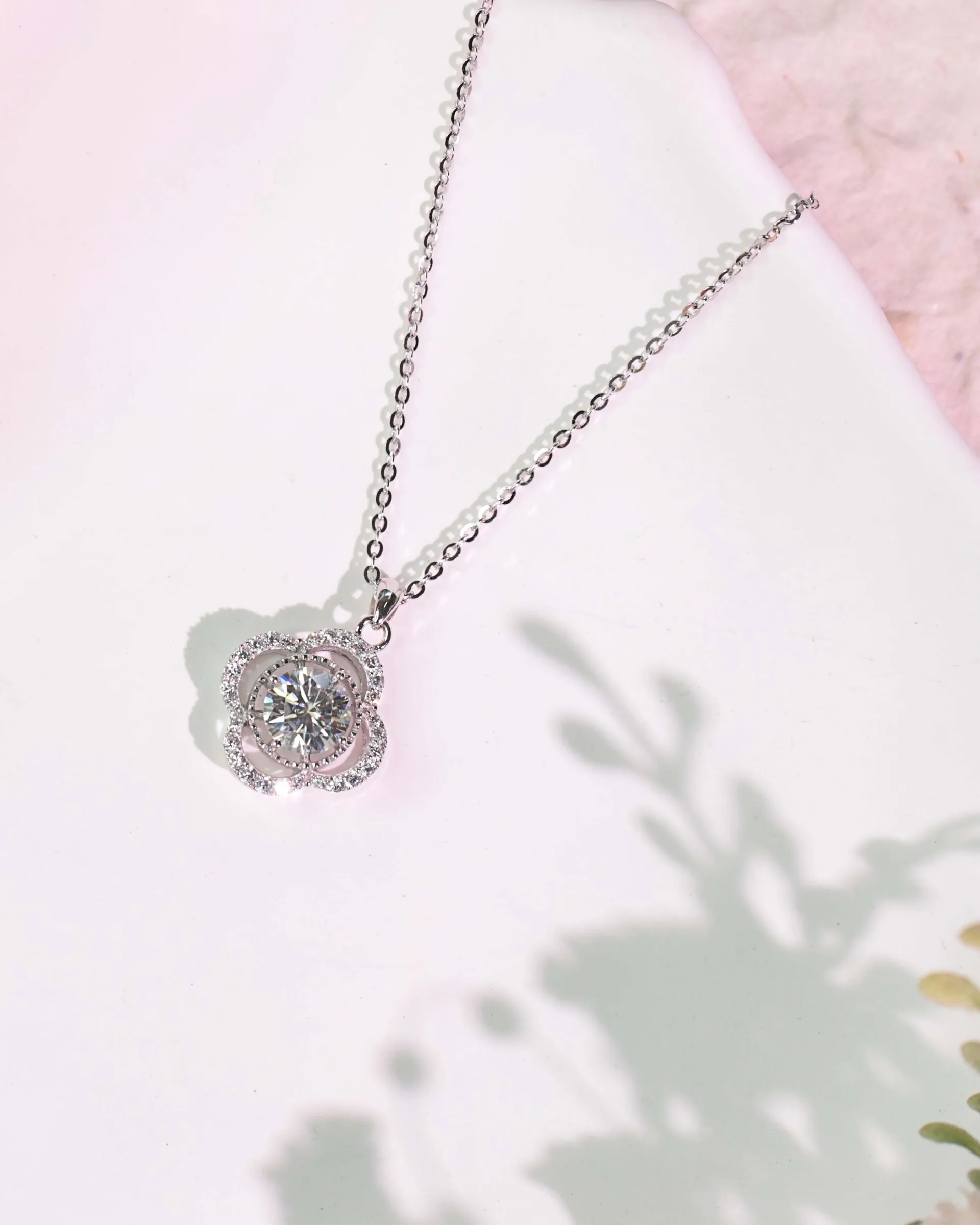 Moissanite-swirl-petal-925-silver-necklace-0350-01