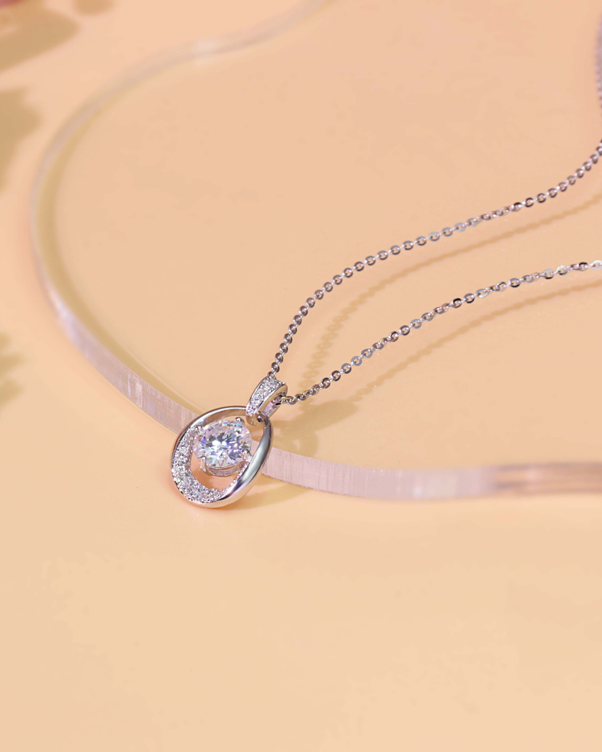 Moissanite-waterdrop-frame-925-silver-necklace-0351-01