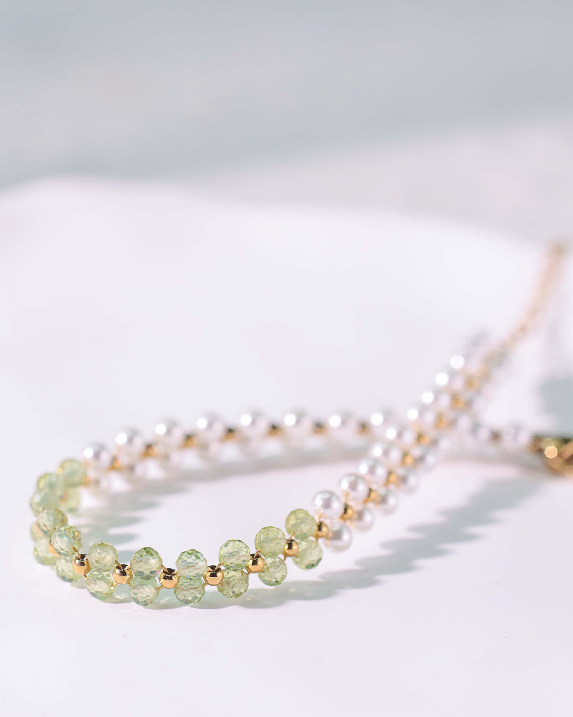 center-gemstone-pearl-stainless-steel-bracelet-B2289-3mm-Peridot-04