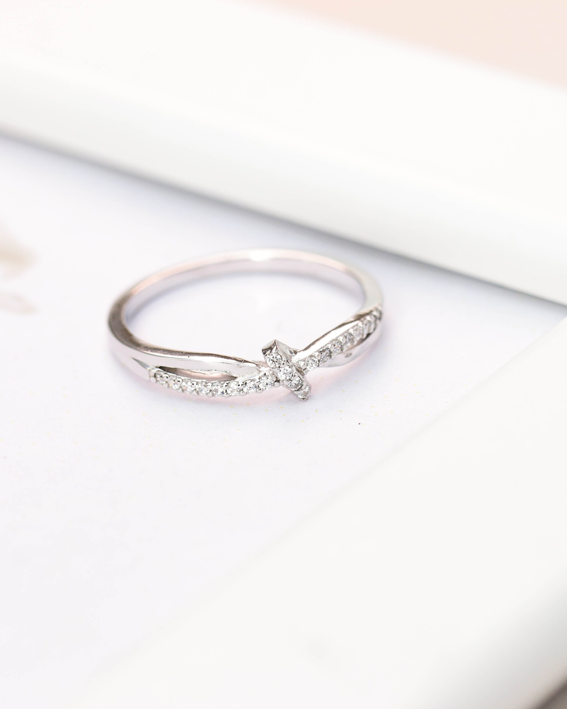 925-Sivler-Ring-Delicate-CZ-Design-0013