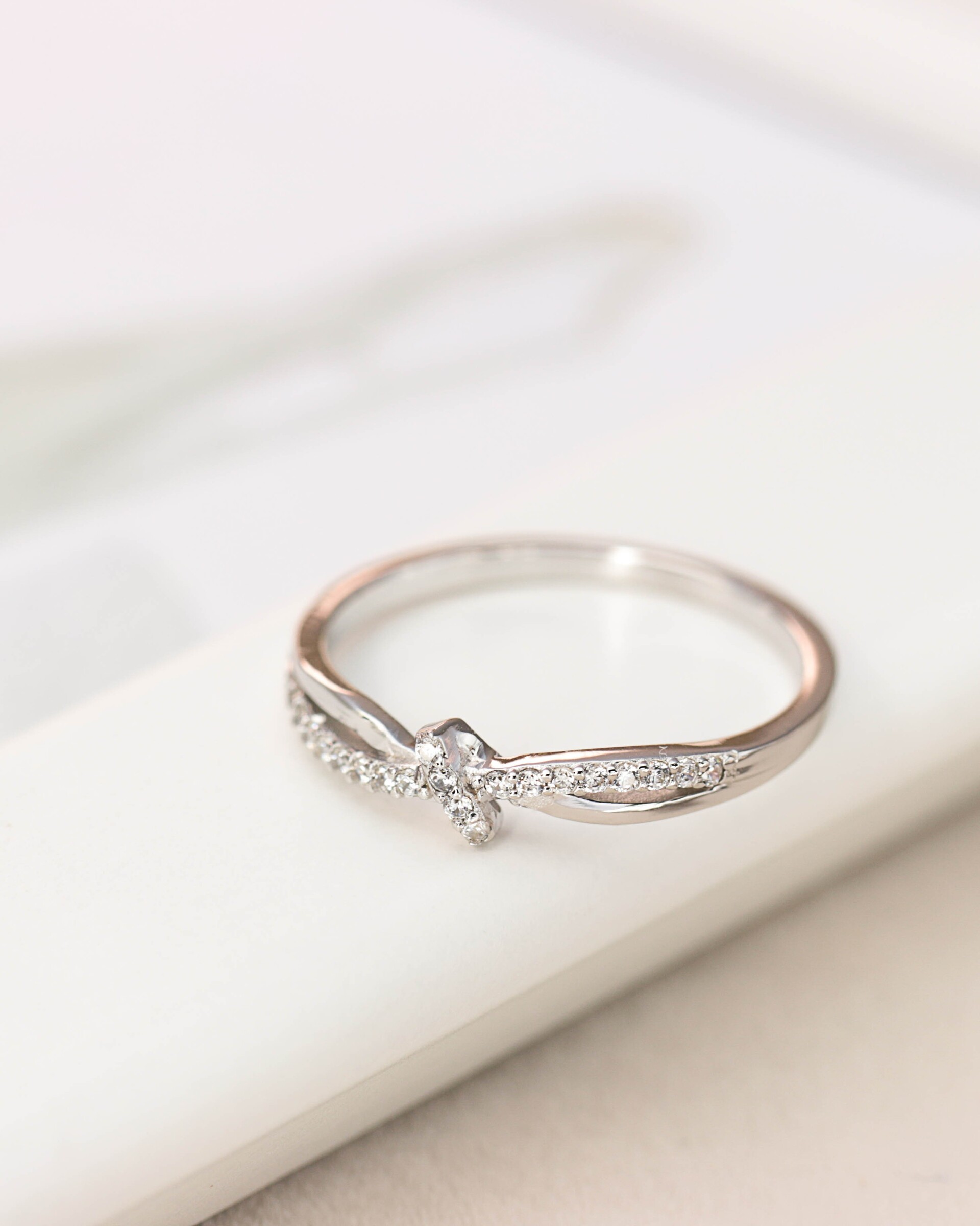 925-Sivler-Ring-Delicate-CZ-Design-0010
