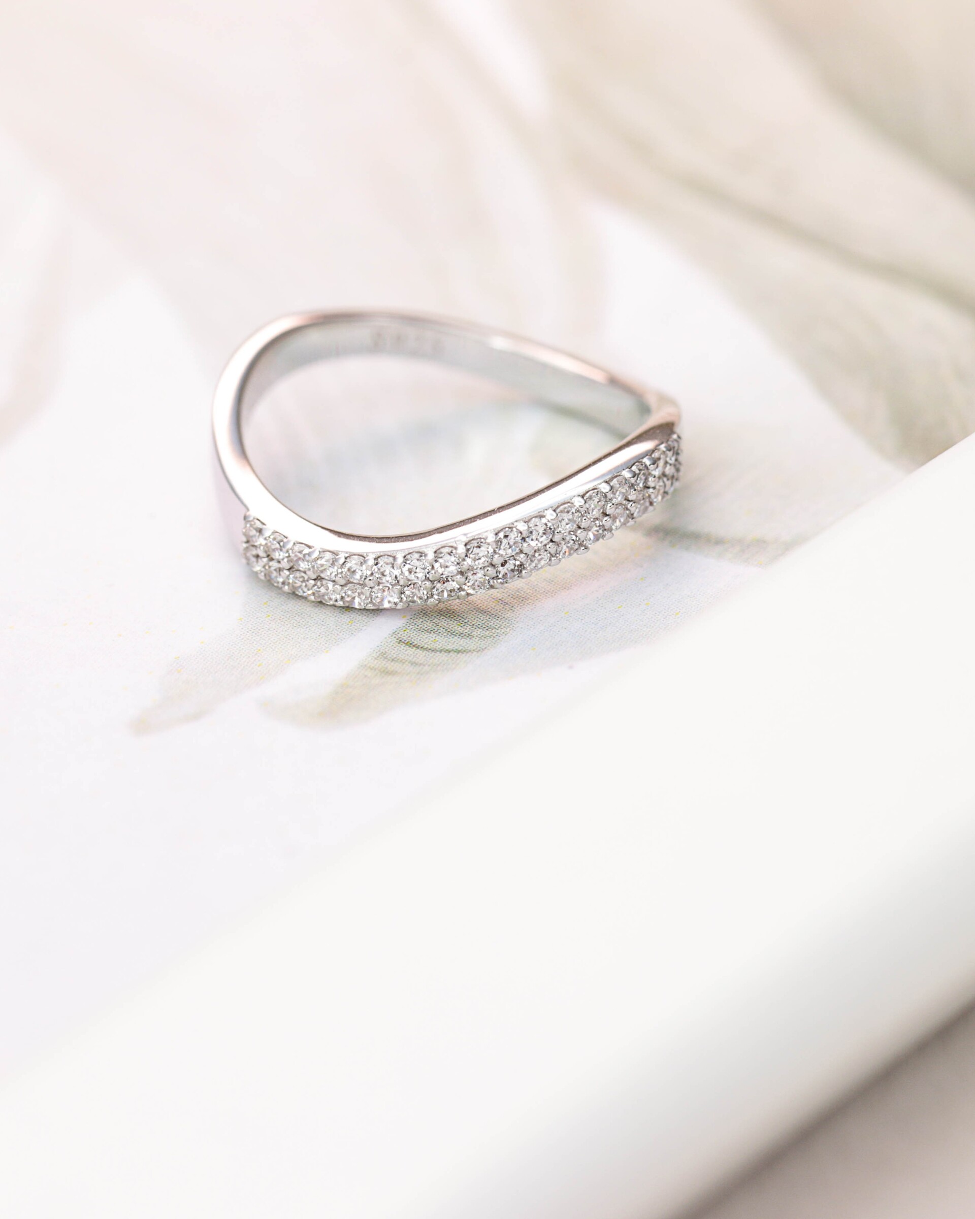 925-Sivler-Ring-Delicate-CZ-Design-0025
