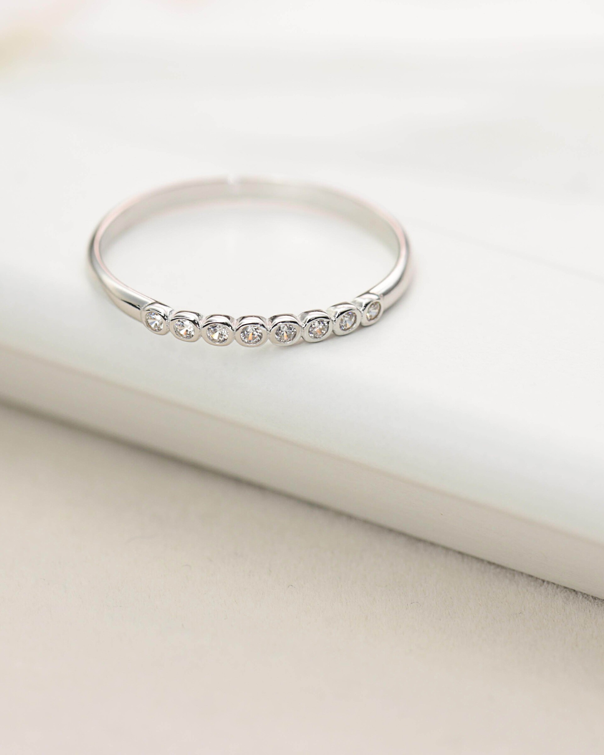 925-Sivler-Ring-Delicate-CZ-Design-0055
