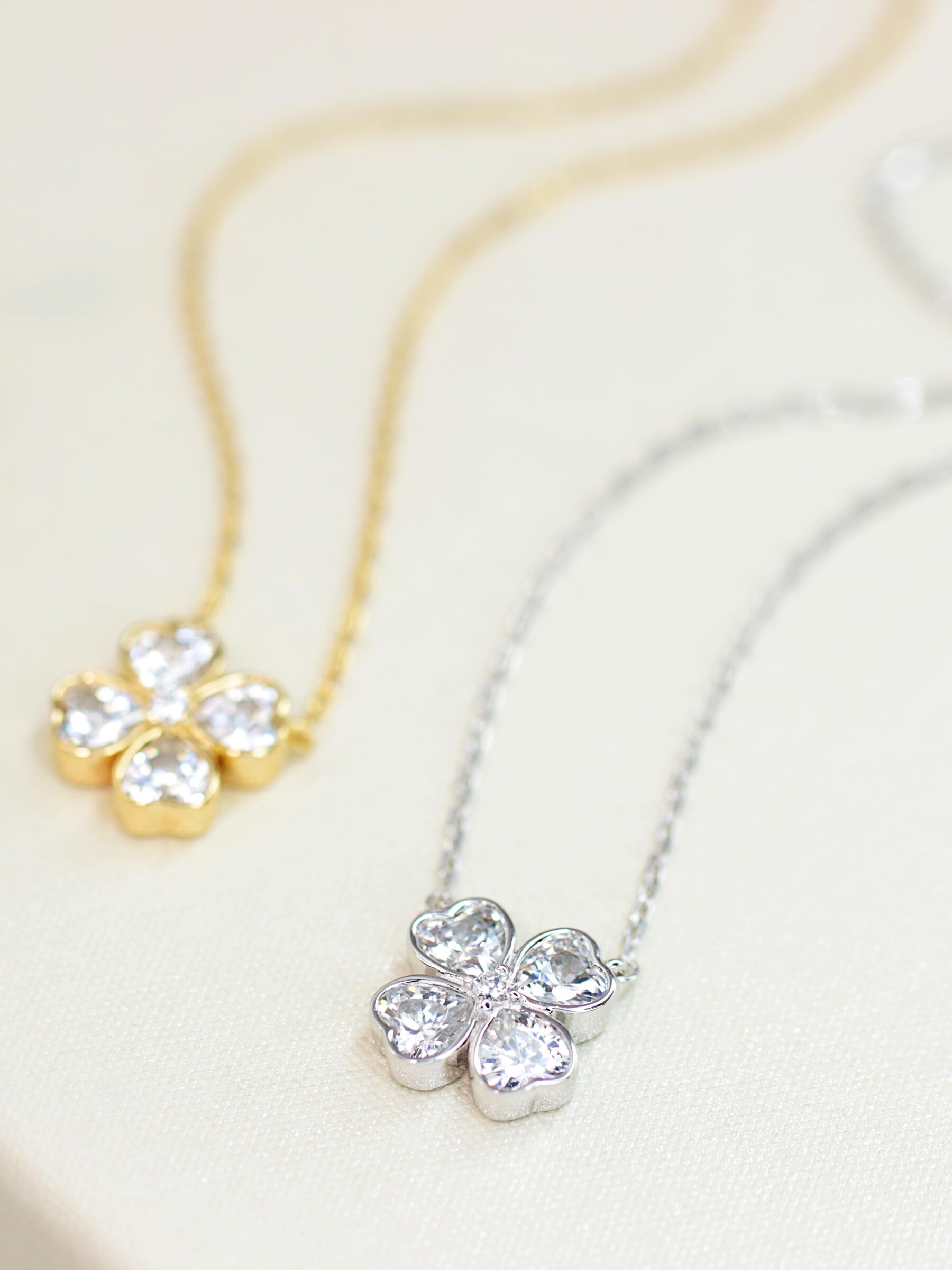 925-Sivler-Necklace-Delicate-CZ-Design-0004