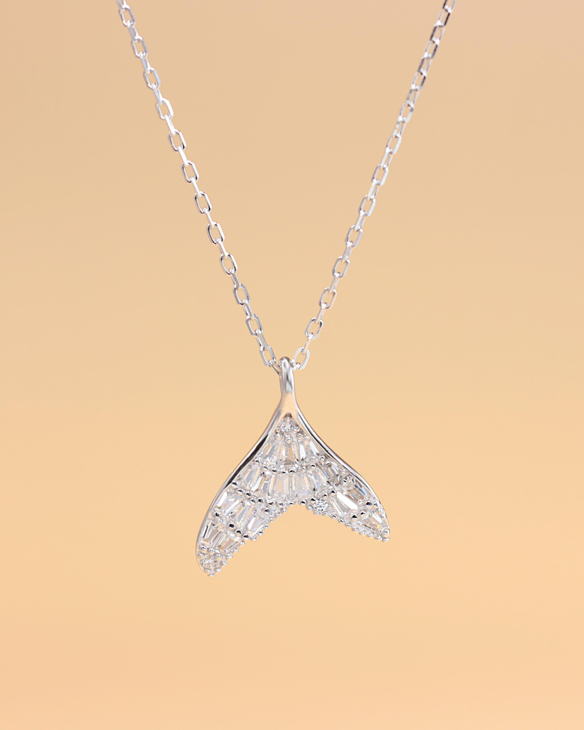 mermaid-tail-silver-necklace-01
