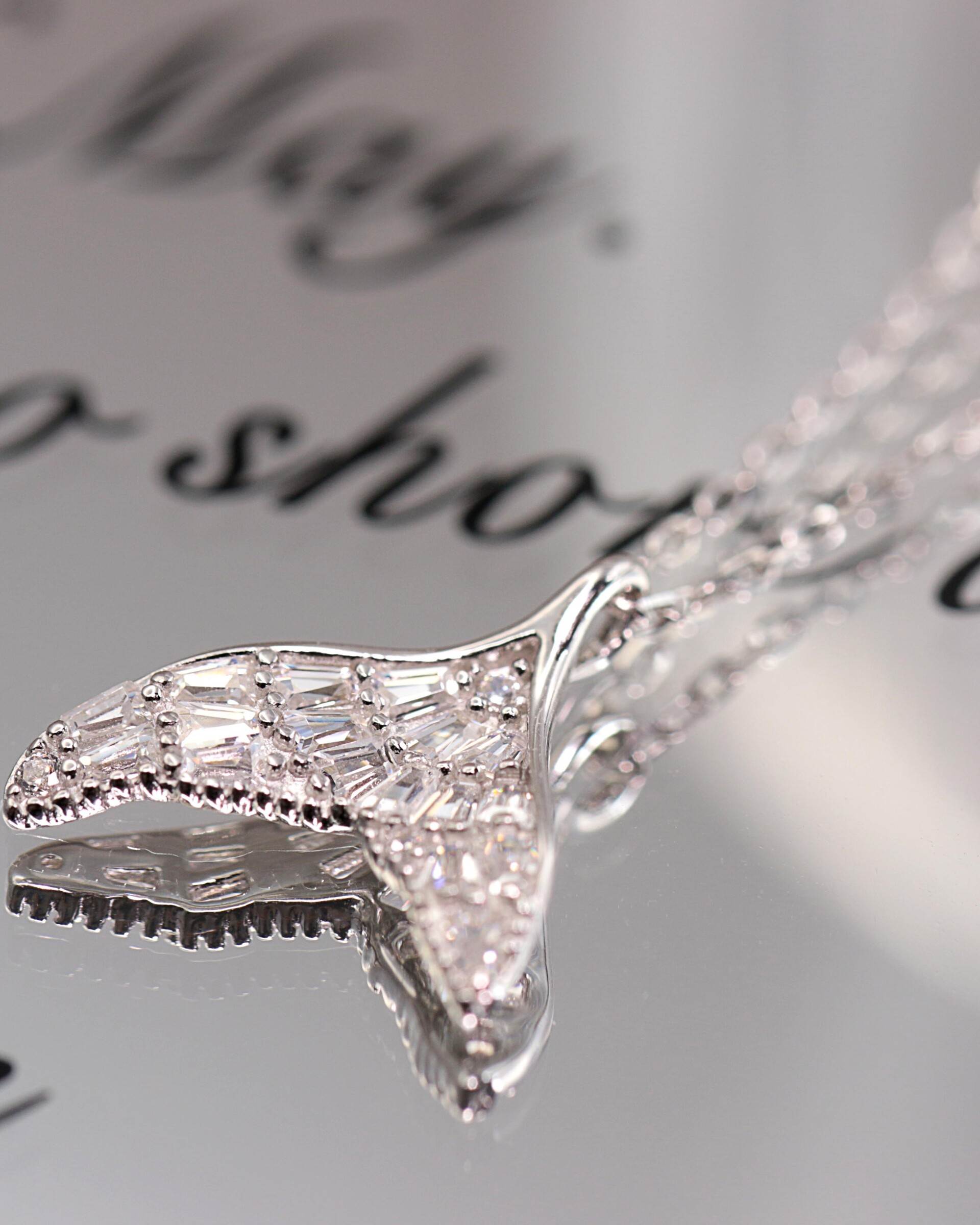 mermaid-tail-silver-necklace-04