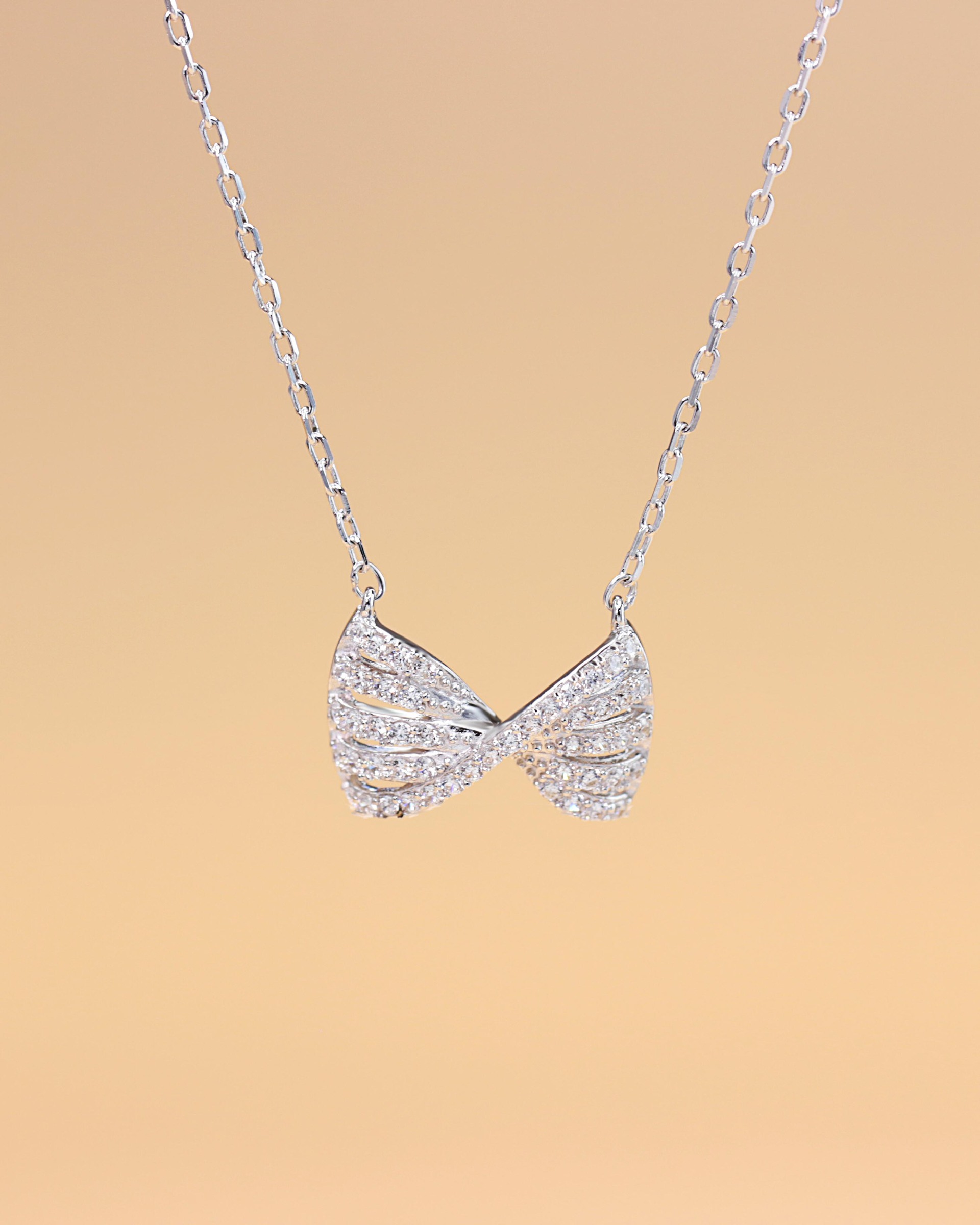 silver-bow-knot-necklace-01