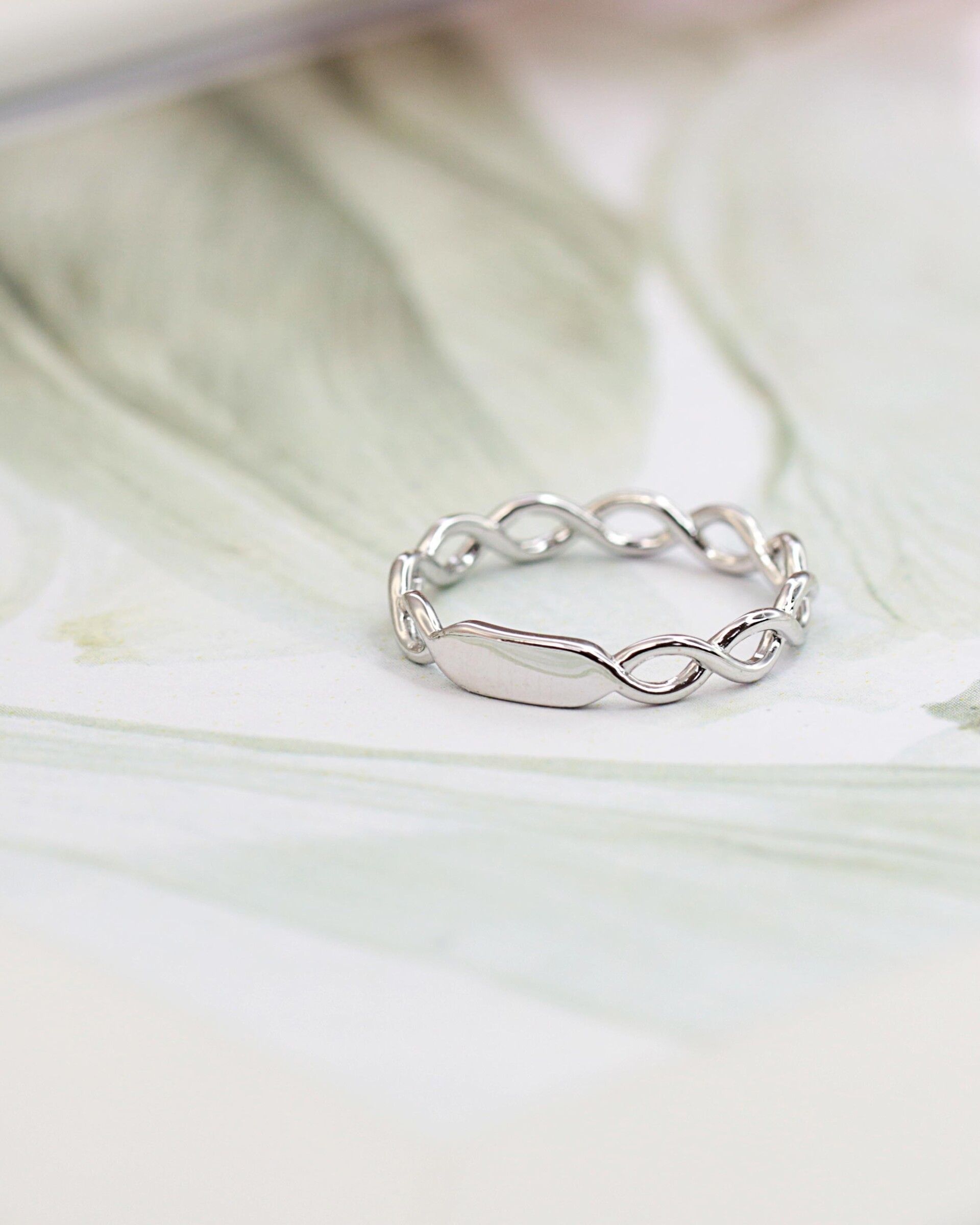 twist-id-ring-04