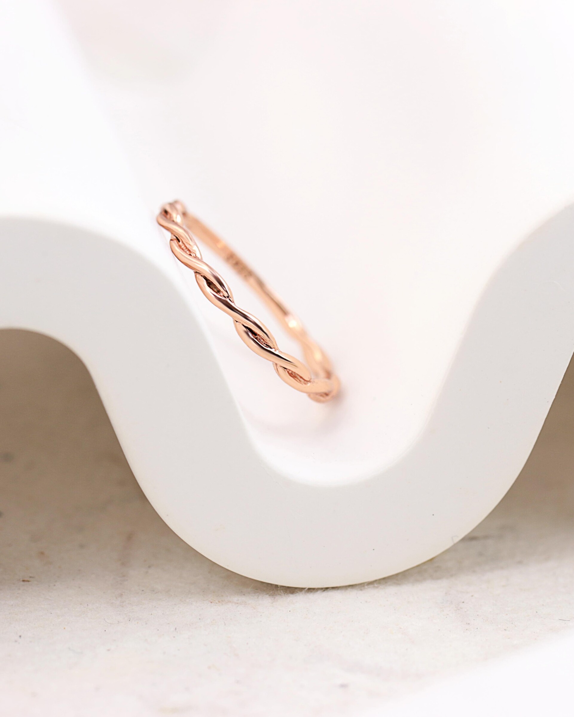 soft-twist-ring-silver-05