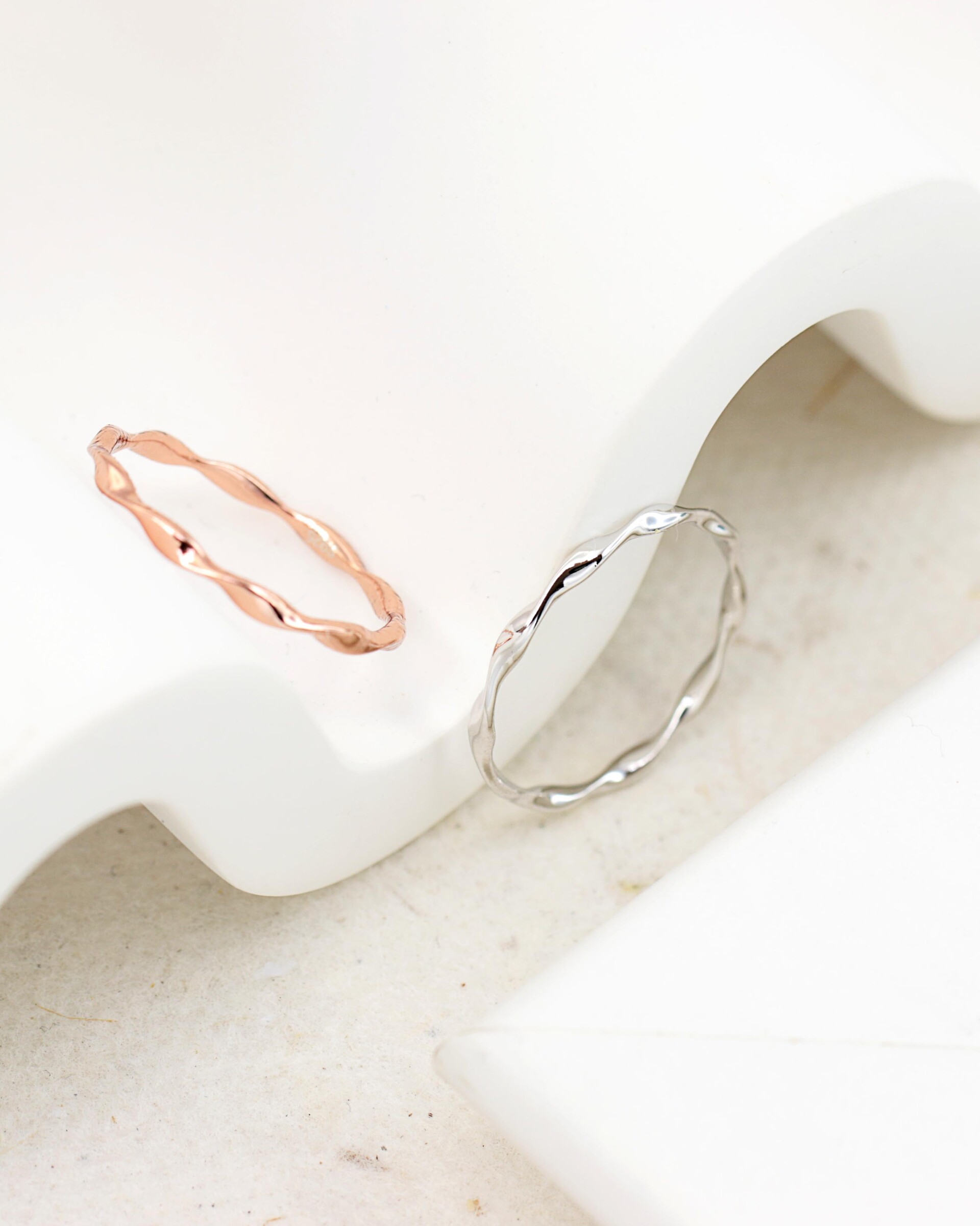 ripple-twist-ring-02