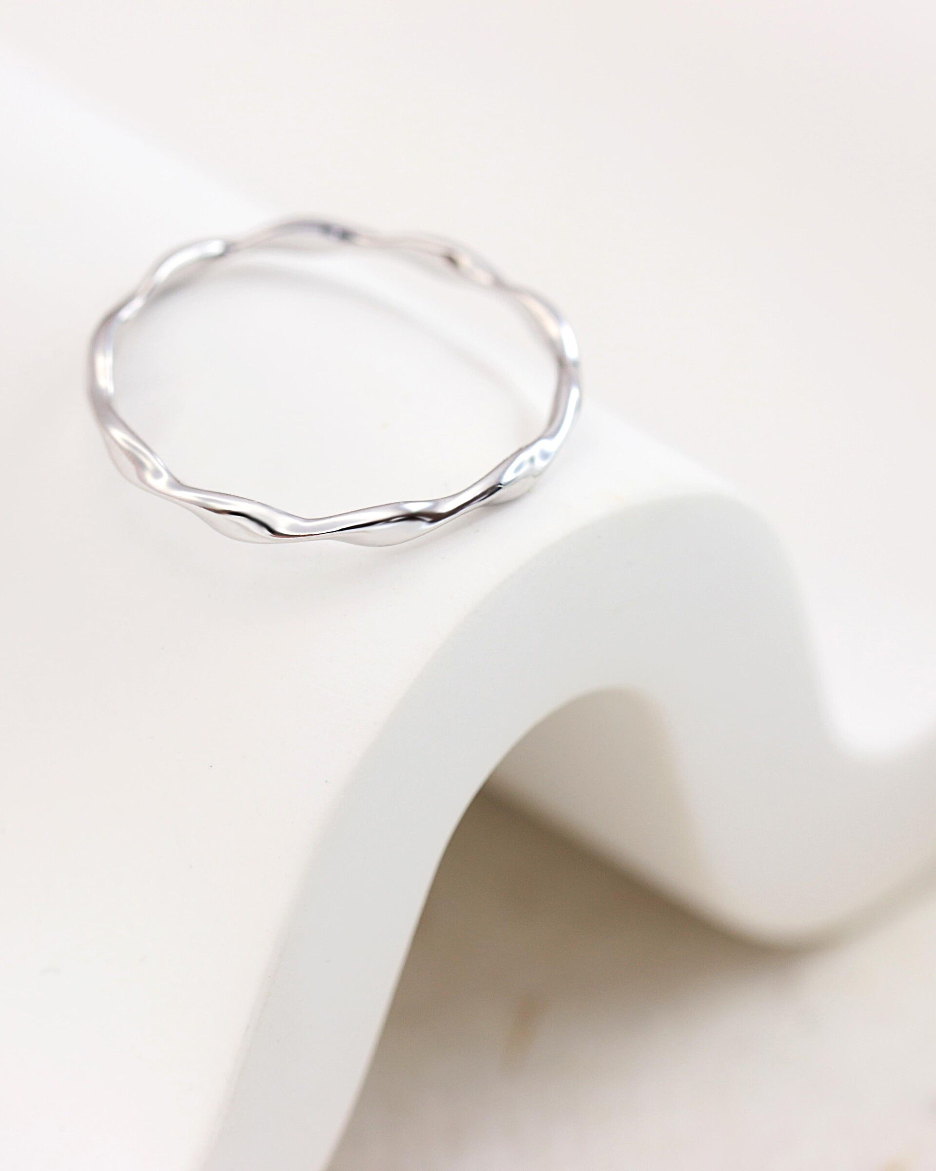 ripple-twist-ring-03
