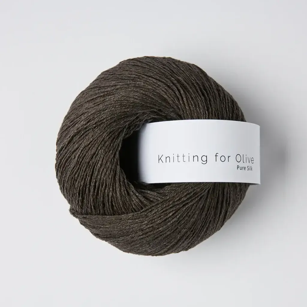 Knitting_for_olive_marts_2024_puresilk_brunbjorn_0776_800x