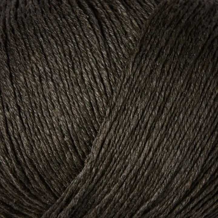 Knitting_for_olive_marts_2024_puresilk_brunbjorn_0777_800x
